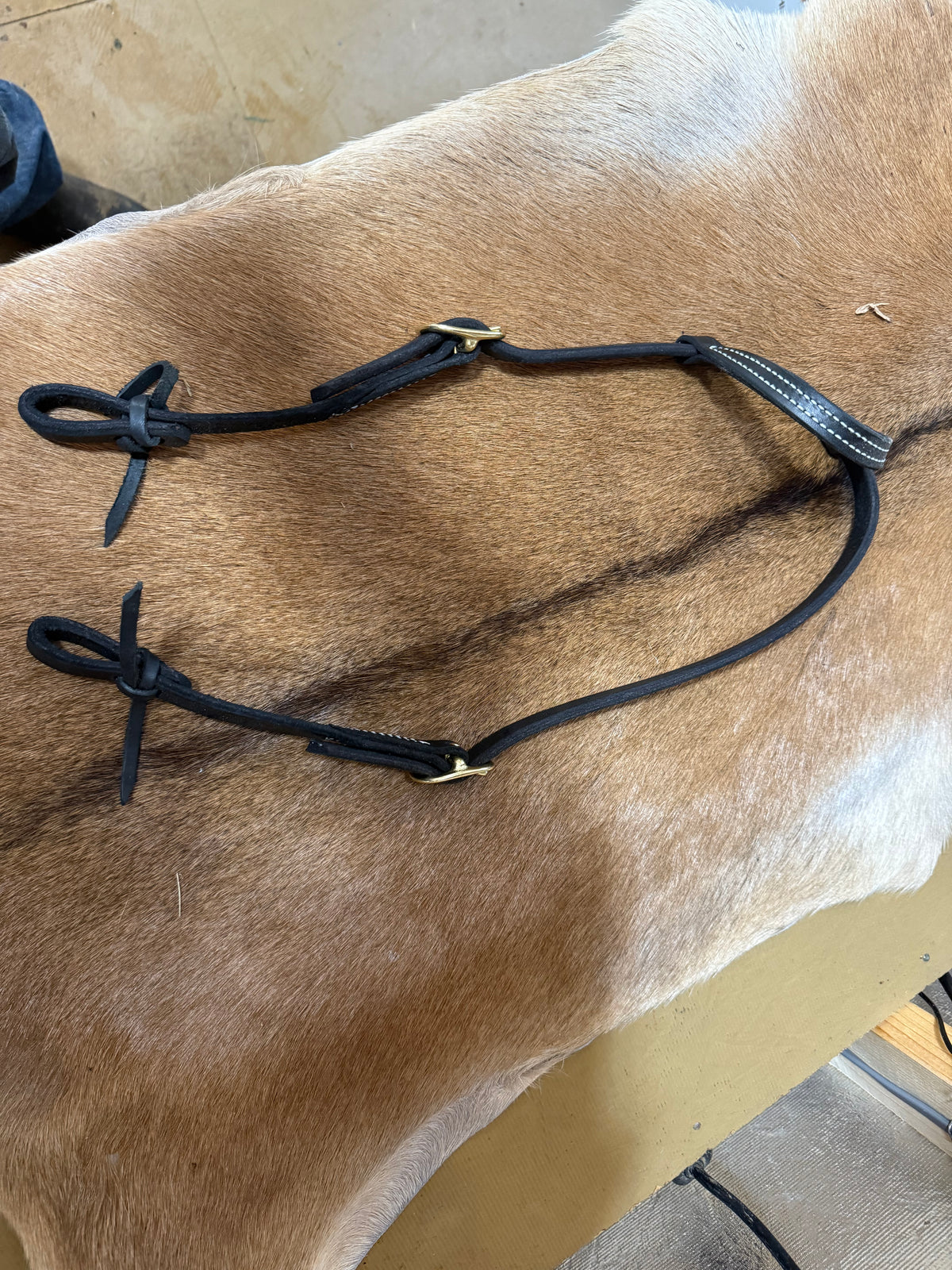 Black one ear headstall