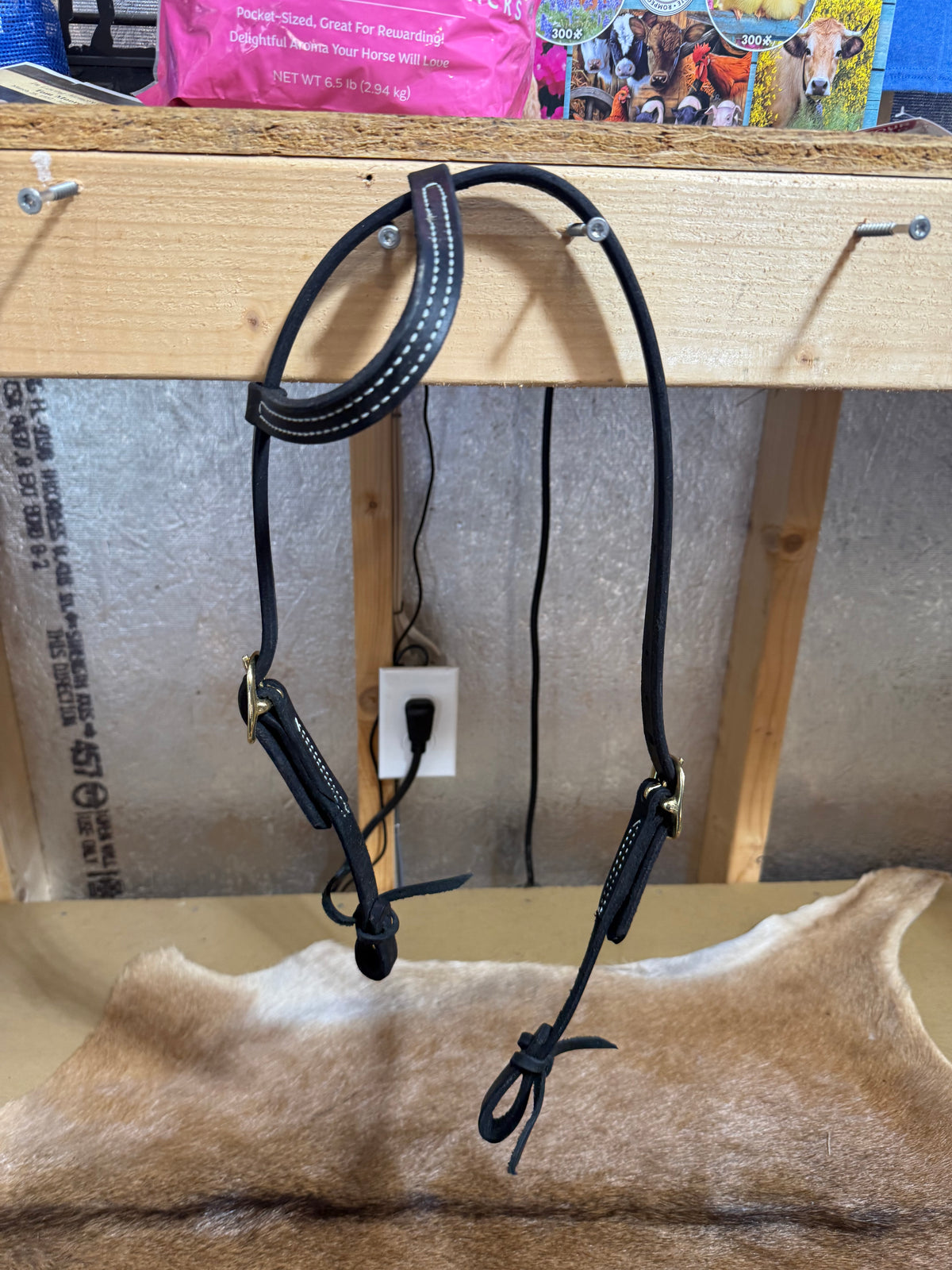 Black one ear headstall